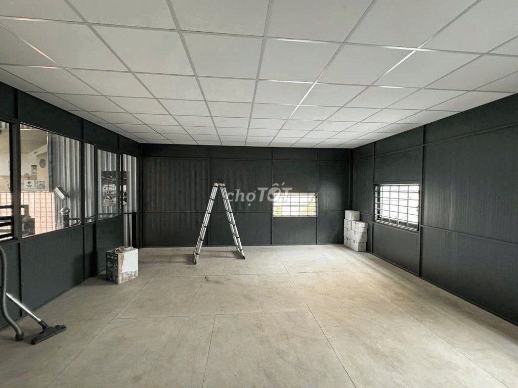 ДОМ В АРЕНДУ НА ГОРЕ ЧЫОНГ ВАН БАНГ, 2 кв. м 7x20 м с мезонином, цена 30 т.р.