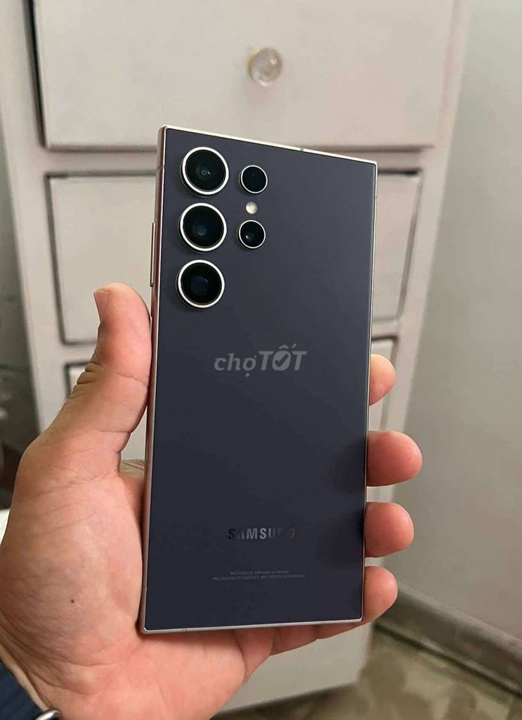 Samsung S24 ultra Mỹ . Mua bán Điện thoại tại Huyện Đầm Dơi Cà Mau được đăng bởi Lê Chí Công hình 1