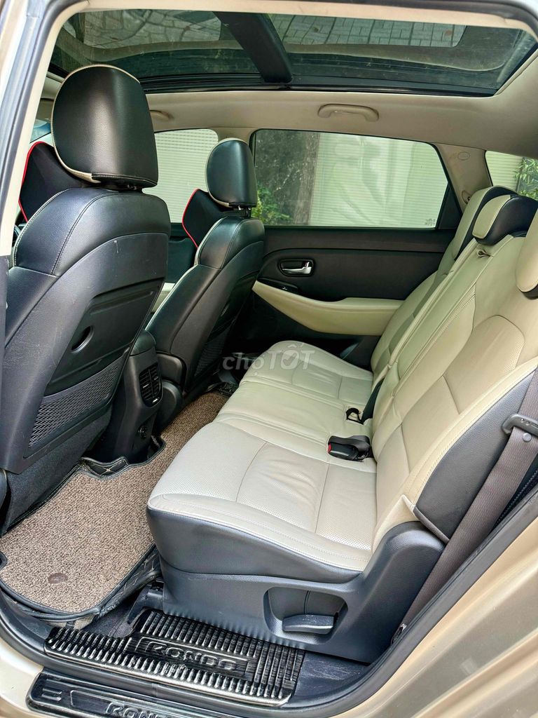 🌈 KIA RONDO 2.0 GATH CHÍNH CHỦ SIÊU ĐẸP. Mua bán Ô tô tại Thành phố Biên Hòa Đồng Nai được đăng bởi Nguyễn Ngọc Duy hình 16