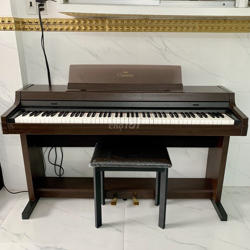 YAMAHA CLP-45 . BH 18 tháng