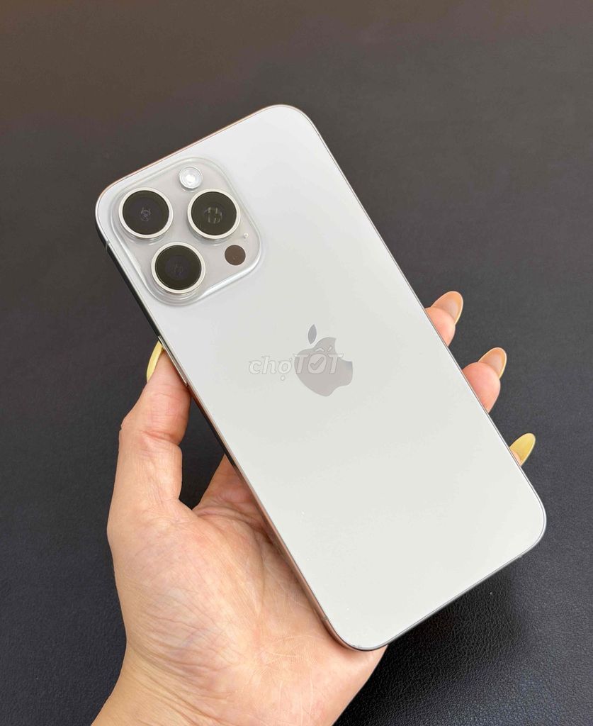 🍎𝐢𝐏𝐡𝐨𝐧𝐞 𝟏𝟓𝐏𝐫𝐨𝐌𝐚𝐱 𝐓𝐢𝐓𝐚𝐧 𝟐𝟓𝟔𝐆| 𝐁𝐚̉𝐧 𝐊𝐡𝐚𝐲 | 🔋𝐙𝐢𝐧 𝟖𝟕%👇. Mua bán Điện thoại tại Quận Hải An Hải Phòng được đăng bởi Phạm Huyền Hoàng Dũng Mobile  hình 1