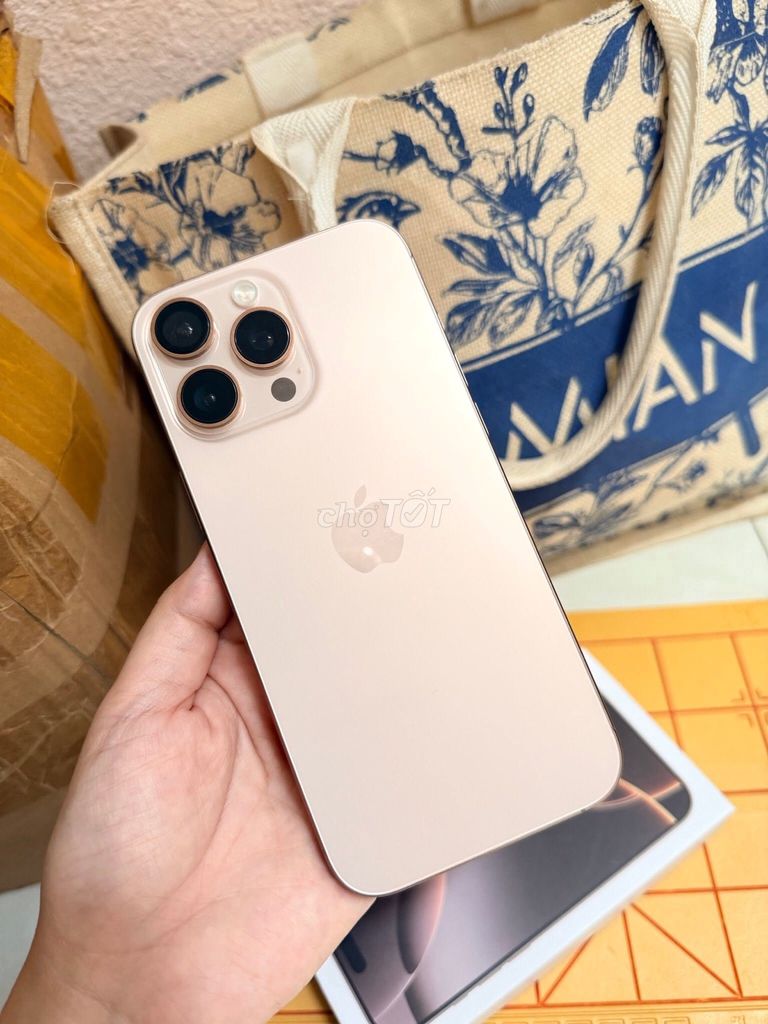 Apple iPhone 16 Pro Max 256GB Vàng hồng. Mua bán Điện thoại tại Quận 5 Tp Hồ Chí Minh được đăng bởi Hội Đồ Điện Tử hình 1