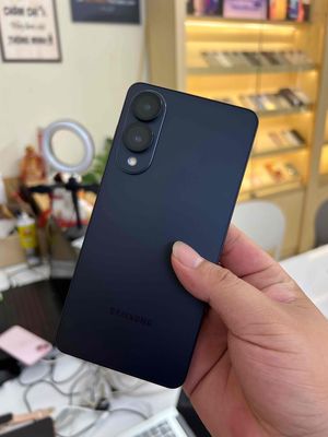 Samsung S25 Edge 256GB Đen Mỹ Like New