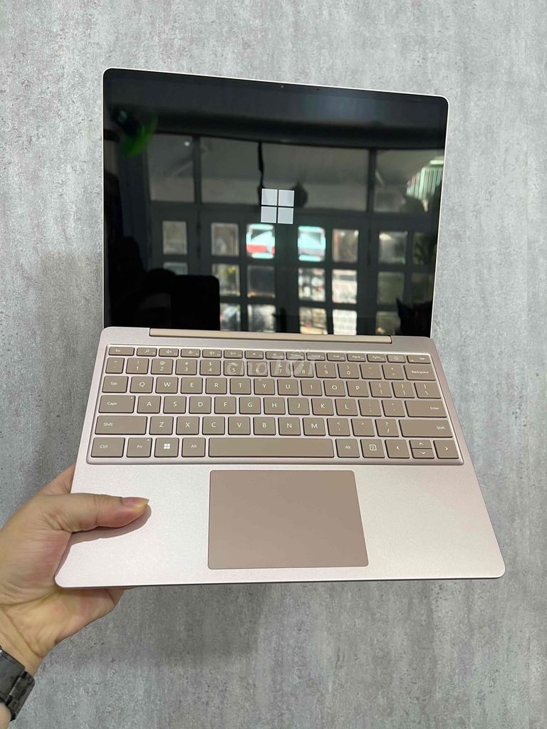 surface laptop Go 2 i5-10th 256Gb zin đẹp có BH. Mua bán Laptop tại Quận 3 Tp Hồ Chí Minh được đăng bởi Tiến Đat  hình 1