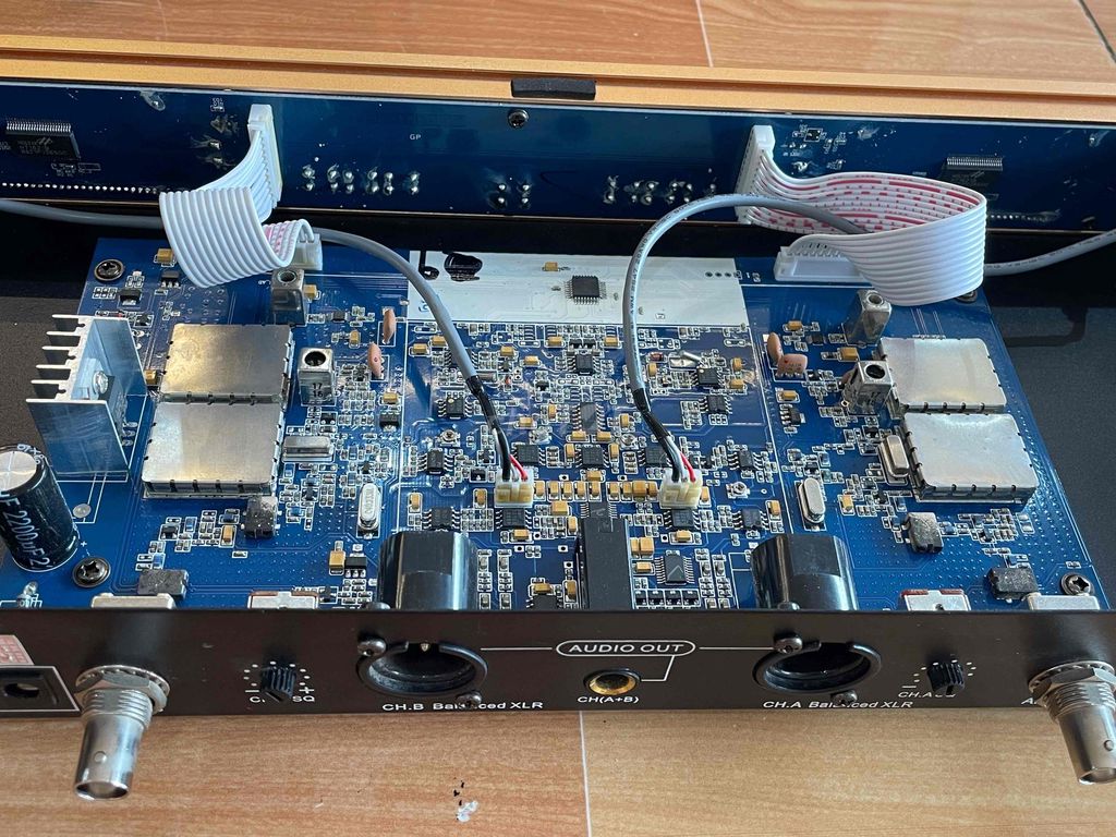 micro baier bãi. Mua bán Tivi, Âm thanh tại Thành phố Biên Hòa Đồng Nai được đăng bởi Tình hình 4