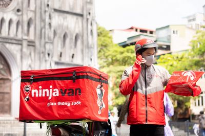 CÔNG TY TNHH NIN SING LOGISTICS