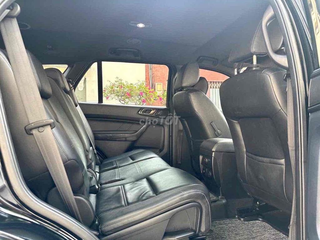 EVEREST 4x2 2019 TITANIUM 01 CẦU FORM MỚI ĐẸP. Mua bán Ô tô tại Quận Gò Vấp Tp Hồ Chí Minh được đăng bởi Mr Tài hình 5