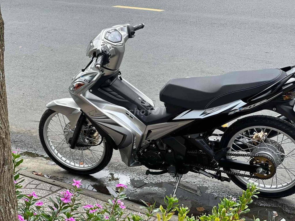 ex úp áo dọn new. Mua bán Xe máy tại Quận Bình Thuỷ Cần Thơ được đăng bởi G268 hình 3