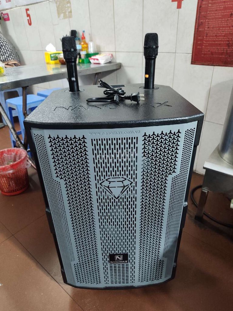 Loa kéo Nanomax NA-400 Bass 40 Đen Như mới. Mua bán Tivi, Âm thanh tại Quận 6 Tp Hồ Chí Minh được đăng bởi ĐOÀN VĂN SƠN  hình 1