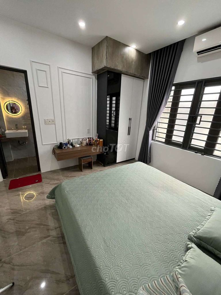 Premium furnished 3-bedroom house by Văn Tiến Dũng park — photo 9