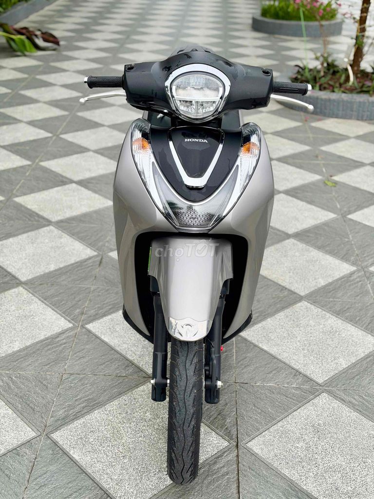 Honda SH Mode ABS 2025 Серебристый