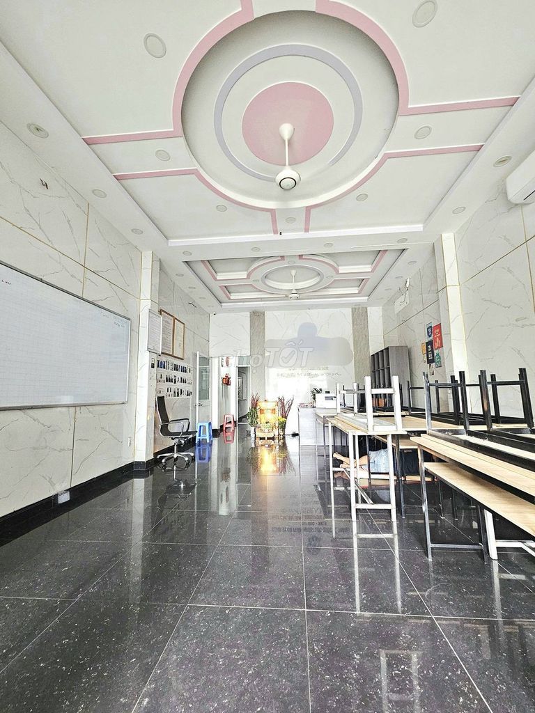 ПРОДАЖА ДОМА С ФАСАДОМ НА 10 УЛИЦ - LINH TRUNG - 4 ЭТАЖА - ДЕНЕЖНЫЙ ПОТОК 35 ТР./МЕСЯЦ