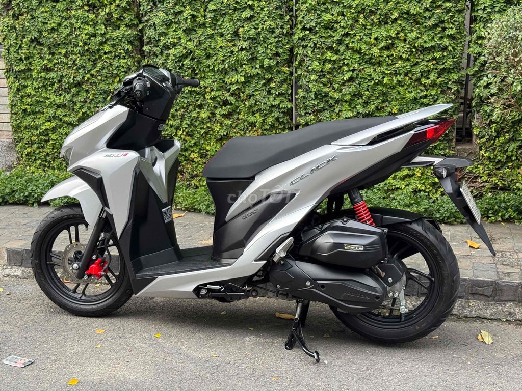 Vario 150 Đk 2019 Dọn Full Mới Bsố Vip 86860. Mua bán Xe máy tại Quận 11 Tp Hồ Chí Minh được đăng bởi MinhTien hình 3