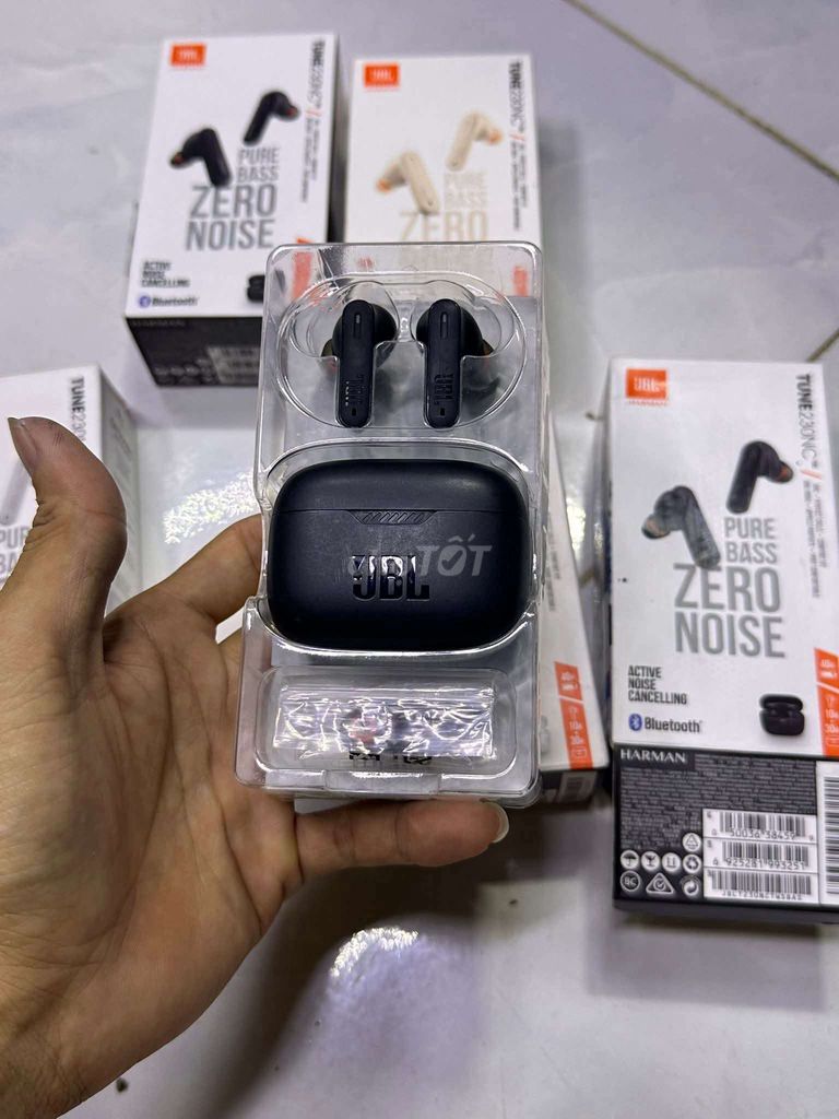 Bán tai nghe JBL 230NC True Wireless full box new