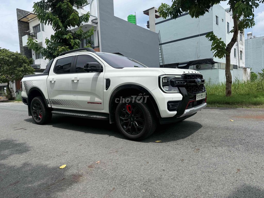 Форд Рейнджер Штормтрак 2024 2.0L 4x4 Премиум