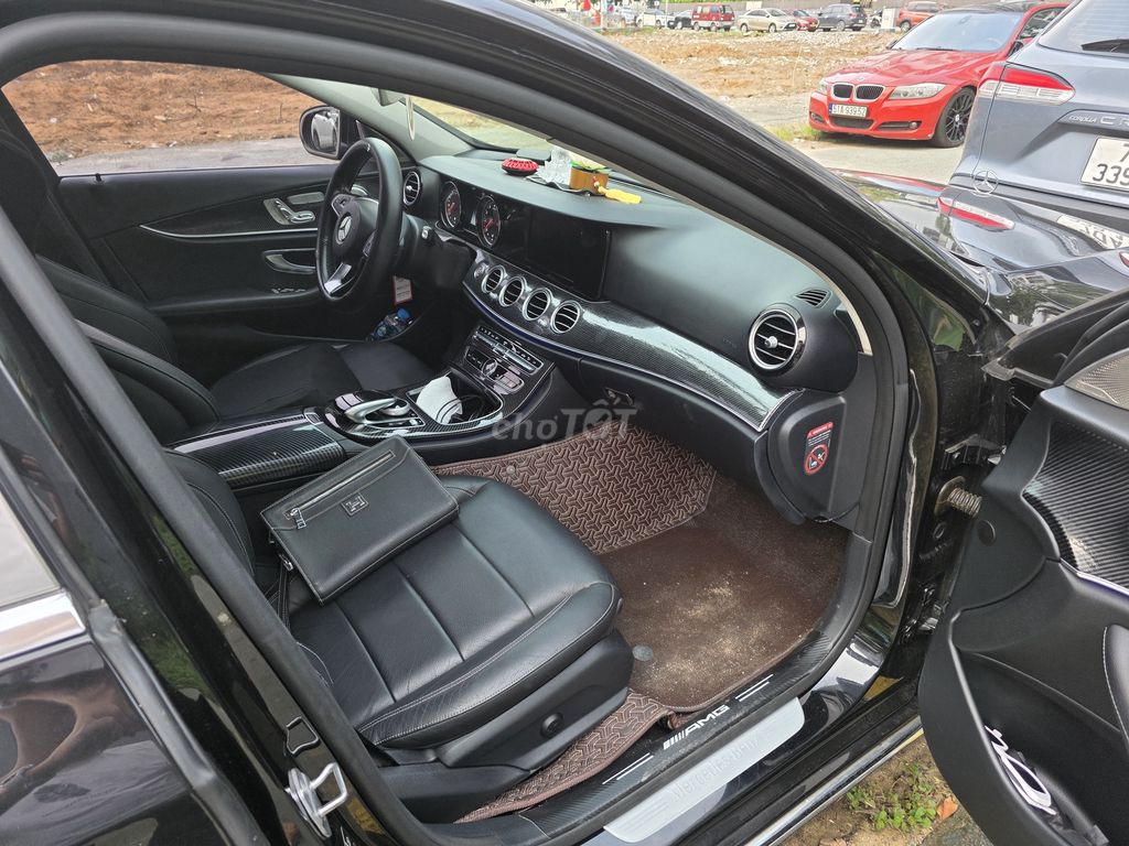 Mercedes Benz E Class 2017 E200 - 96000 km. Mua bán Ô tô tại Thành phố Thủ Đức Tp Hồ Chí Minh được đăng bởi Lê Duy Tiến hình 5