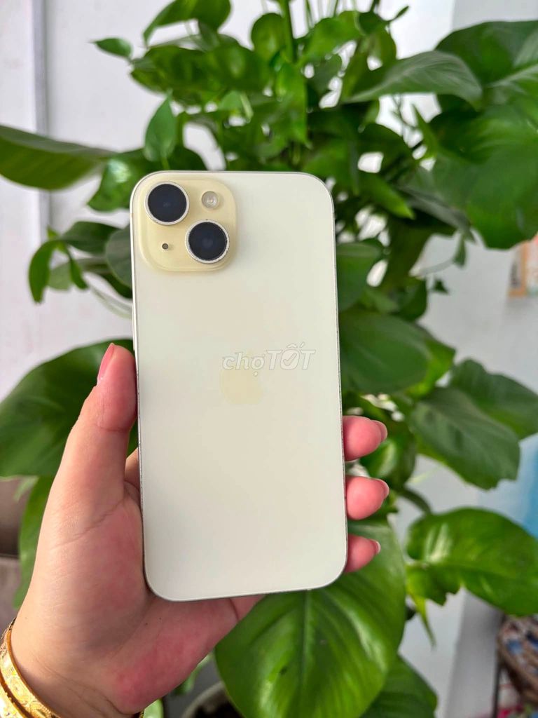 Apple iPhone 15 128GB Trắng Đã sử dụng. Mua bán Điện thoại tại Quận 10 Tp Hồ Chí Minh được đăng bởi Hội Đồ Điện Tử hình 1