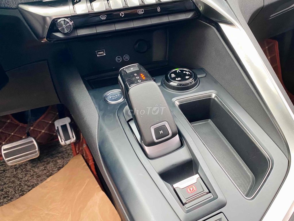 Peugeot 3008 2024 Premium - 9300 km. Mua bán Ô tô tại Thành phố Thủ Đức Tp Hồ Chí Minh được đăng bởi Quốc Nhẫn hình 9