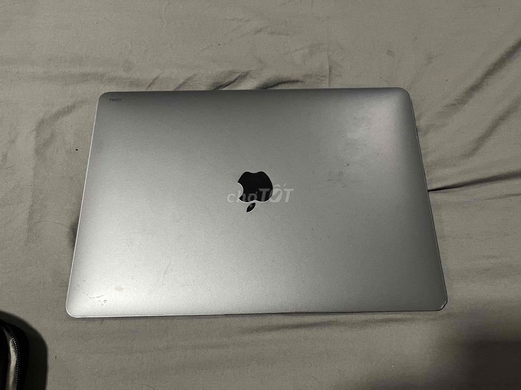 Apple MacBook Air 2019 i5 13 inch 8GB/128GB Xám. Mua bán Laptop tại Quận 7 Tp Hồ Chí Minh được đăng bởi Tuan hình 1