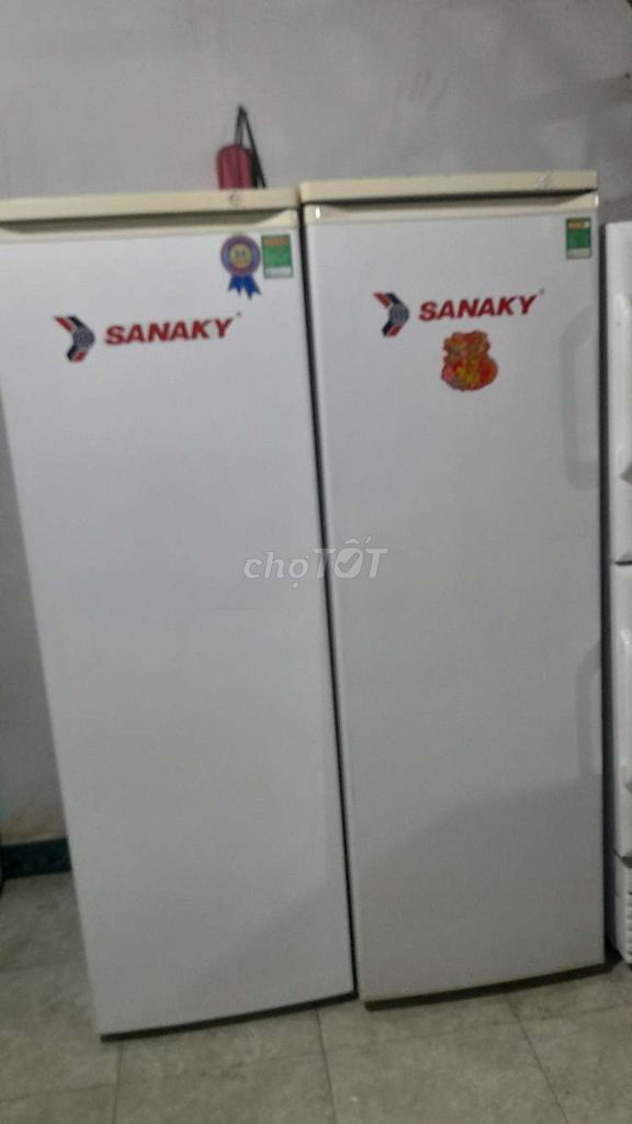 Bán tủ đông đứng Sanaky 400 lít rất đẹp