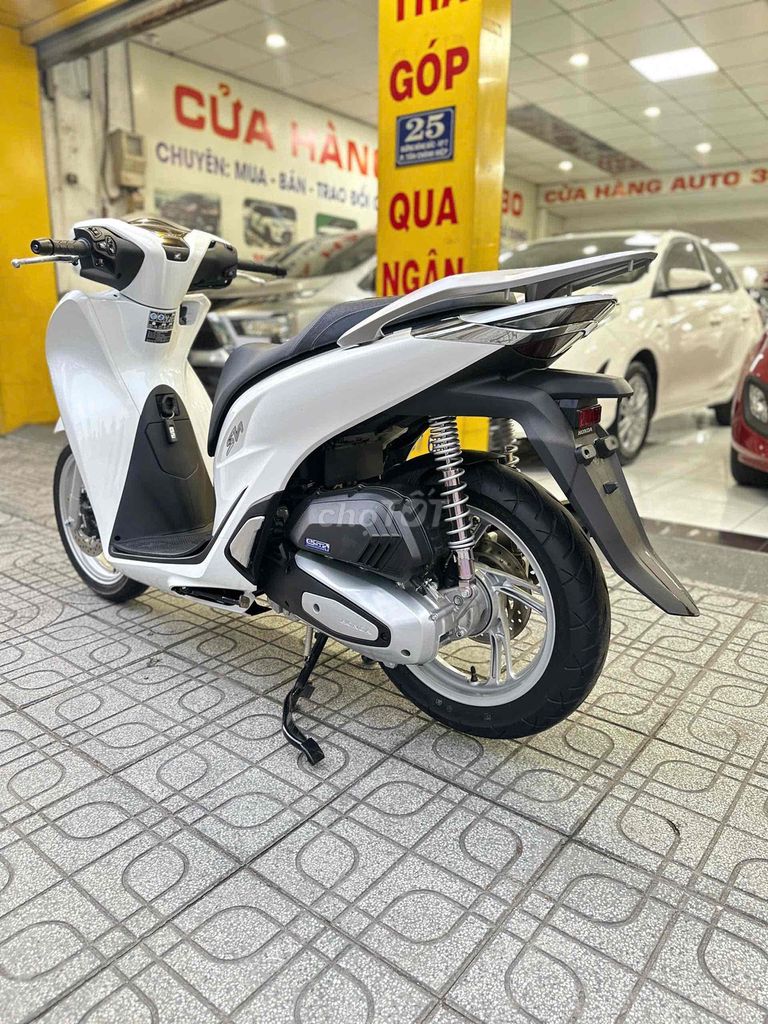 HONDA SH 125 CBS 2025. Mua bán Xe máy tại Quận 12 Tp Hồ Chí Minh được đăng bởi Cửa hàng Xe máy 380 hình 10