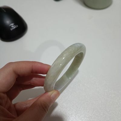 Vòng phỉ thúy. Mua bán Phụ kiện thời trang khác tại Quận 10 Tp Hồ Chí Minh được đăng bởi Thy Trương Nhã Đông