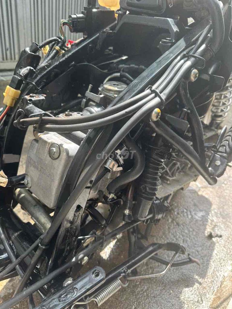 Honda Click Trắng BSSG chính chủ 2010. Mua bán Xe máy tại Quận 7 Tp Hồ Chí Minh được đăng bởi Đạt Béo hình 3