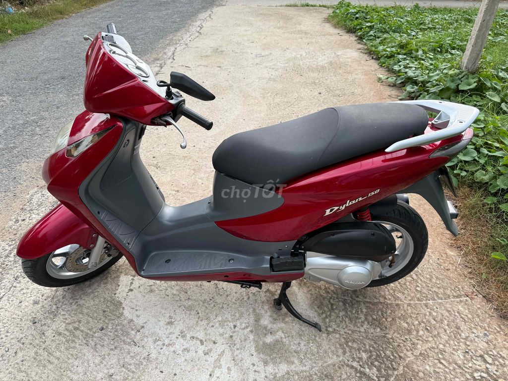 Dylan 150cc nhập Ý nguyên chiếc xe đẹp máy ngon. Mua bán Xe máy tại Thành phố Mỹ Tho Tiền Giang được đăng bởi Cầm Đồ Xe Máy thanh lý xe các loại hình 1