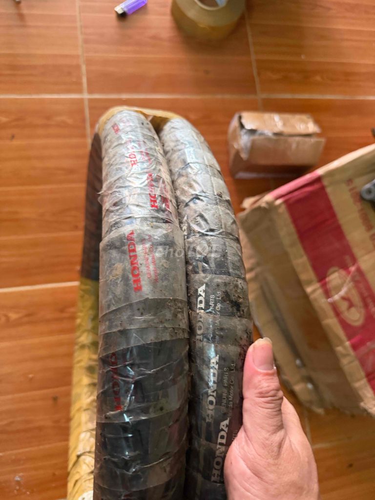 Tem Future neo GT 2009 đen bạc,vỏ Wave 125i 2011. Mua bán Phụ tùng xe tại Huyện Châu Phú An Giang được đăng bởi Made in Thailand  hình 10