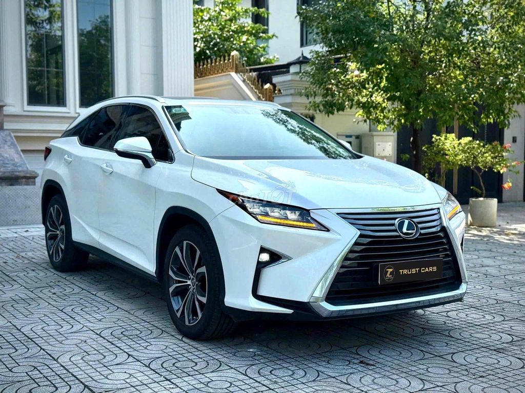 Lexus RX300 - SX2019. Mua bán Ô tô tại Quận 8 Tp Hồ Chí Minh được đăng bởi Cửa hàng ô tô cũ TRUST CARS hình 1