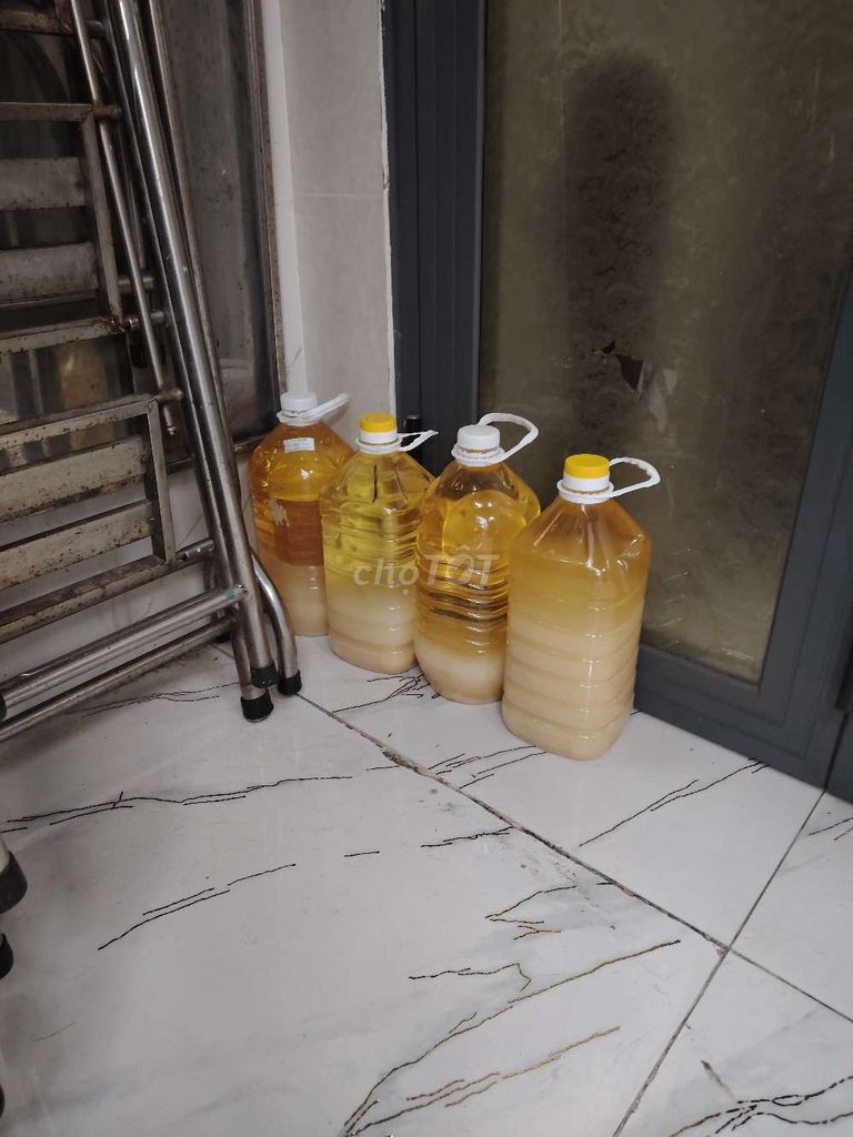 Mỡ heo 1 lít Sạch. Mua bán Đồ ăn, thực phẩm và các loại khác tại Quận 4 Tp Hồ Chí Minh được đăng bởi Lâm Thanh hình 1