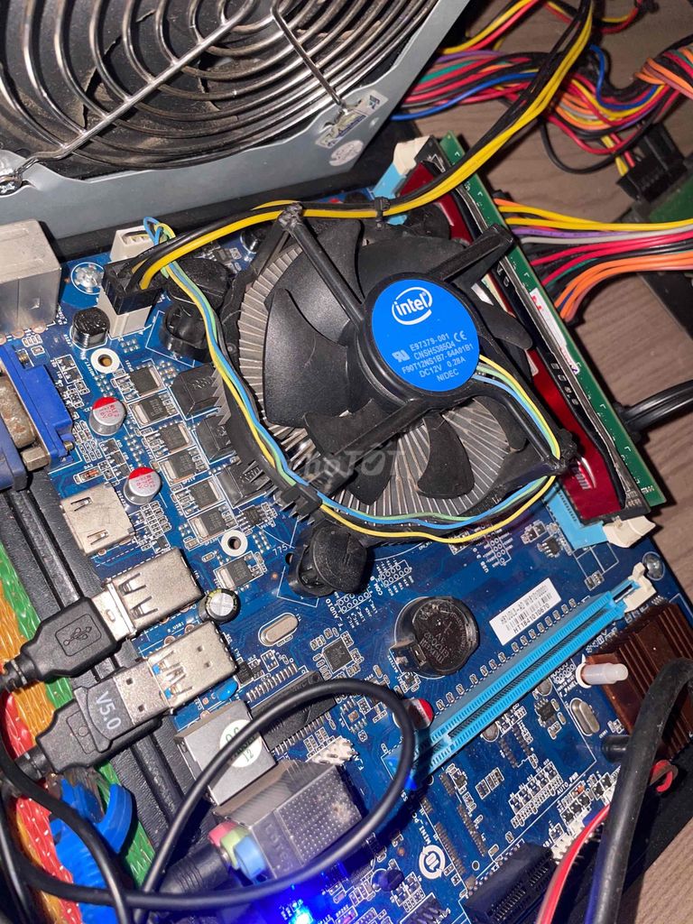 Máy tính để bàn Intel Core i3-4160 8GB/233GB. Mua bán Máy tính để bàn tại Thành phố Gia Nghĩa Đắk Nông được đăng bởi Văn Ngọc hình 1