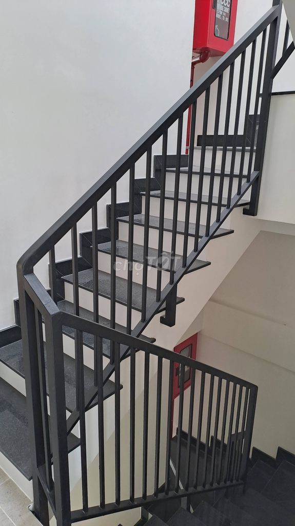 Cầu Thang Sắt Đẹp Đơn Giản. Mua bán Nội thất, đồ gia dụng khác tại Quận Gò Vấp Tp Hồ Chí Minh được đăng bởi minhchiencokhi64 hình 1