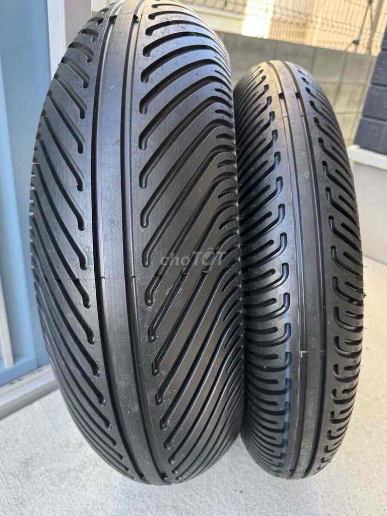 Vỏ đua Moto GP 120-200. Mới chưa chạy. sx tại Đức.. Mua bán Phụ tùng xe tại Thành phố Thuận An Bình Dương được đăng bởi Hà Đại Vương hình 1