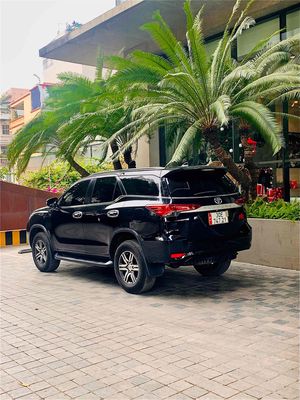 Toyota Fortuner 2017 2.4G 4x2 - 280000 km. Mua bán Ô tô tại Quận Cầu Giấy Hà Nội được đăng bởi Nguyễn Cường