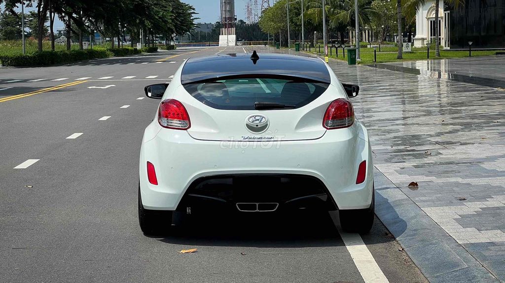 Hyundai Veloster 2011 1.6 GDI AT - 120000 km. Mua bán Ô tô tại Quận 1 Tp Hồ Chí Minh được đăng bởi Phu Nguyen hình 2