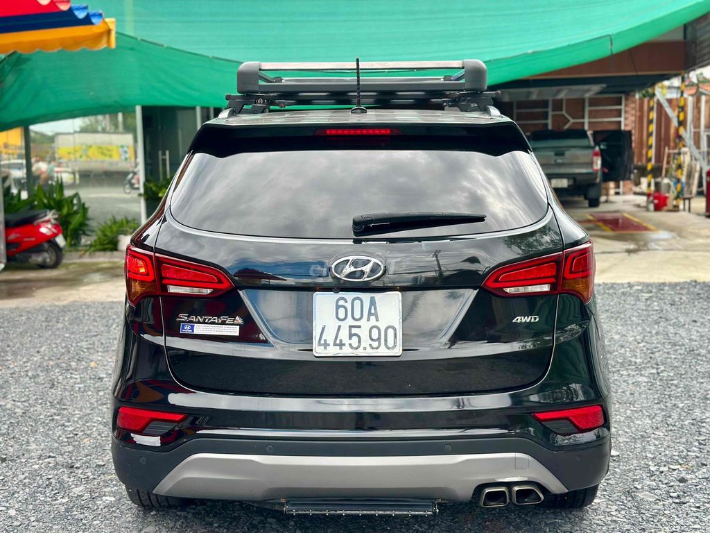 santafe xe di giữ gìn full bão dưỡng hãng. Mua bán Ô tô tại Thành phố Thủ Đức Tp Hồ Chí Minh được đăng bởi Đặng Tú Nguyên hình 3