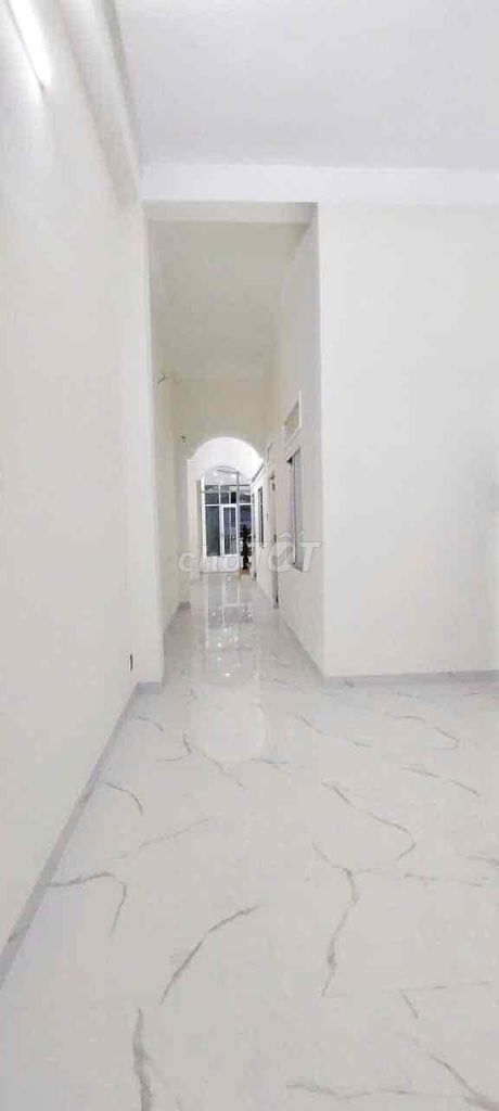 Аренда · 5 комн. · 106 м² · Thành phố Nha Trang, ул. Lê Hồng Phong