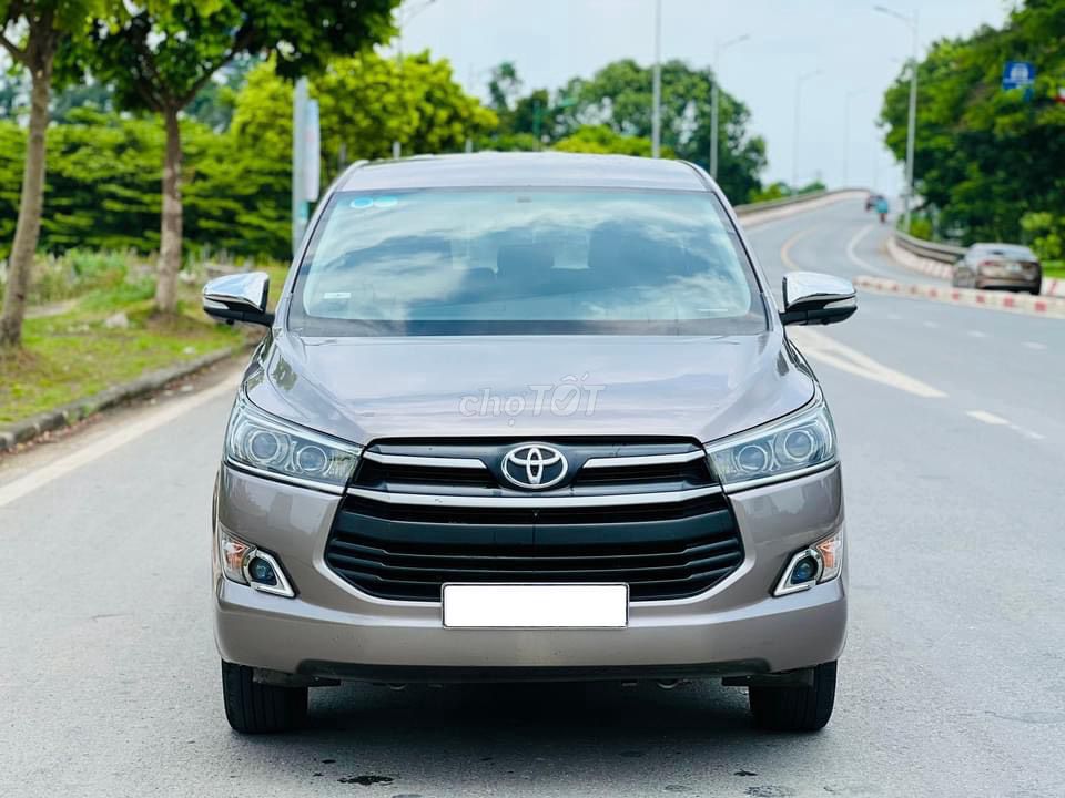 Toyota innova bản số sàn bản đủ sản xuất 2016