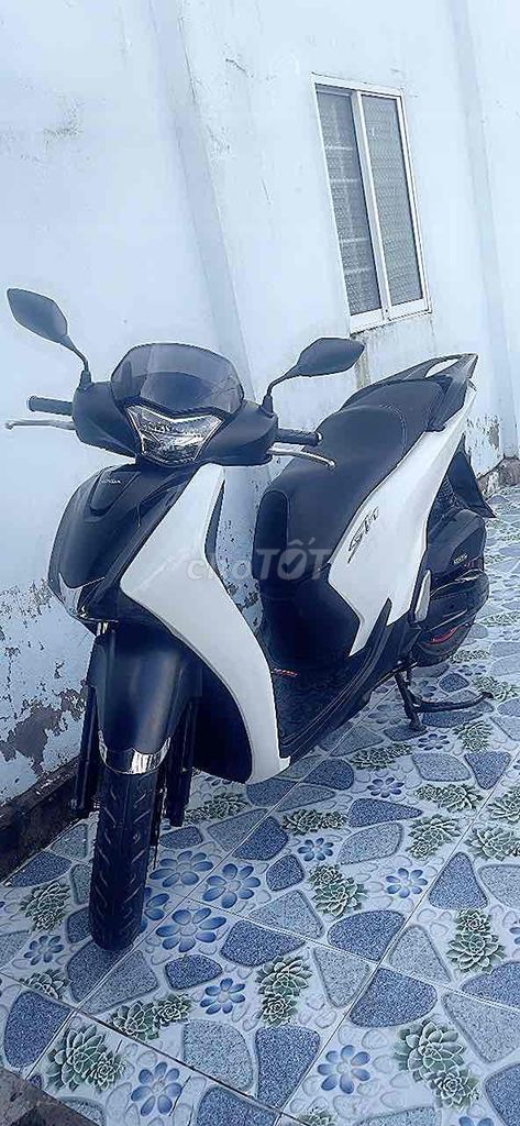 Honda SH Trắng đen ABS Mướt Đẹp. Mua bán Xe máy tại Huyện Thạnh Trị Sóc Trăng được đăng bởi Hà Minh Nguyệt hình 1