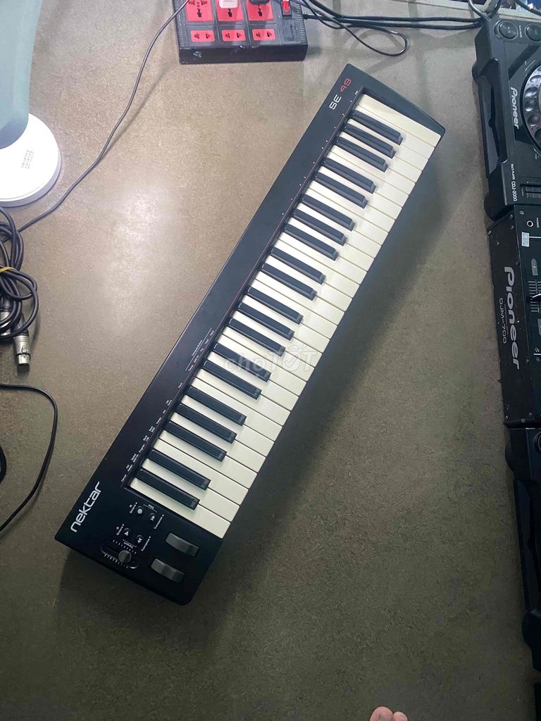 Nektar Se49 Midi Controller Đen. Mua bán Nhạc cụ tại Quận Bình Thạnh Tp Hồ Chí Minh được đăng bởi Nam hình 1