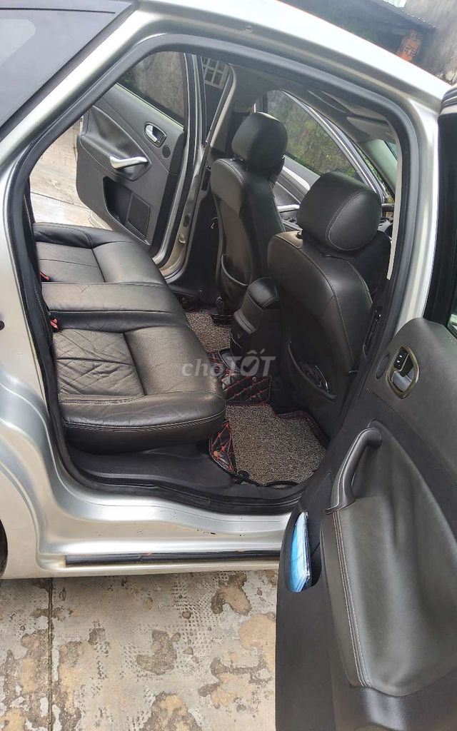 FoModeo,,phiên bản 2,3,,cưc đep sx 2010 AT. Mua bán Ô tô tại Huyện Bàu Bàng Bình Dương được đăng bởi Hau hình 13