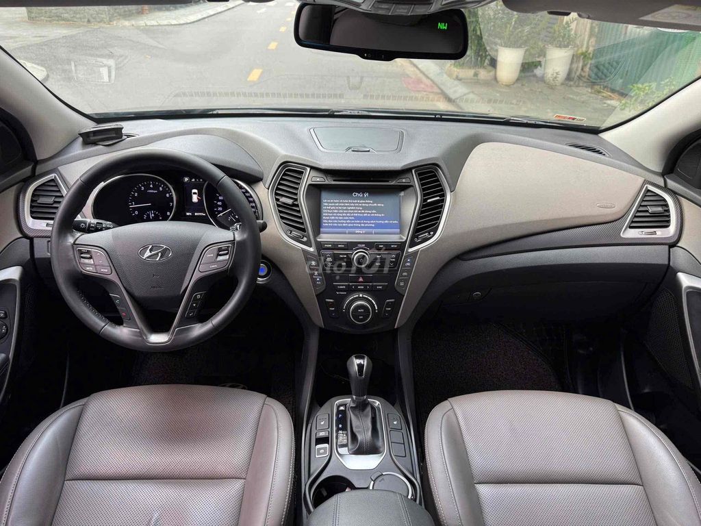 Hyundai Santa Fe 2017 2.4 AT 4 WD - 80000 km. Mua bán Ô tô tại Quận Long Biên Hà Nội được đăng bởi Bùi Đình Thông hình 8