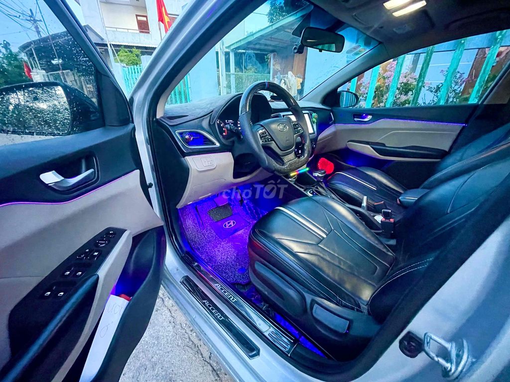 Hyundai Accent 2018 1.4 ATH - bản full cửa nốc. Mua bán Ô tô tại Quận Cẩm Lệ Đà Nẵng được đăng bởi Alex Bui hình 6