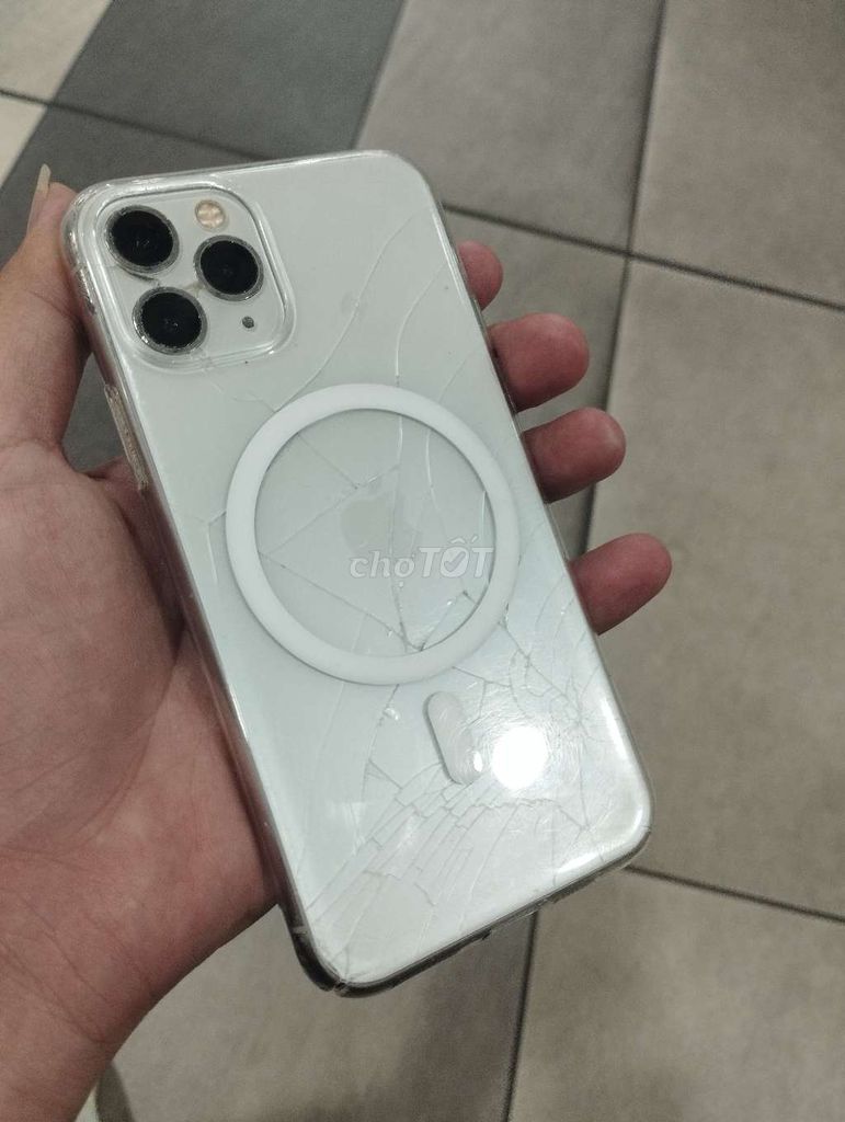Apple iPhone 11 Pro 64GB Trắng Đã sử dụng. Mua bán Điện thoại tại Quận 5 Tp Hồ Chí Minh được đăng bởi Trần Văn hình 1