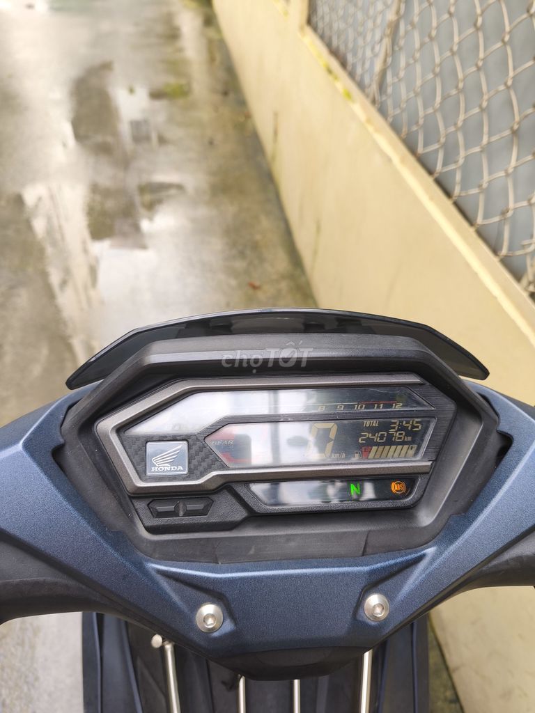 Xe côn Winner X ABS 2020 đã lên smartkey. Mua bán Xe máy tại Quận Gò Vấp Tp Hồ Chí Minh được đăng bởi Bao Anh hình 3