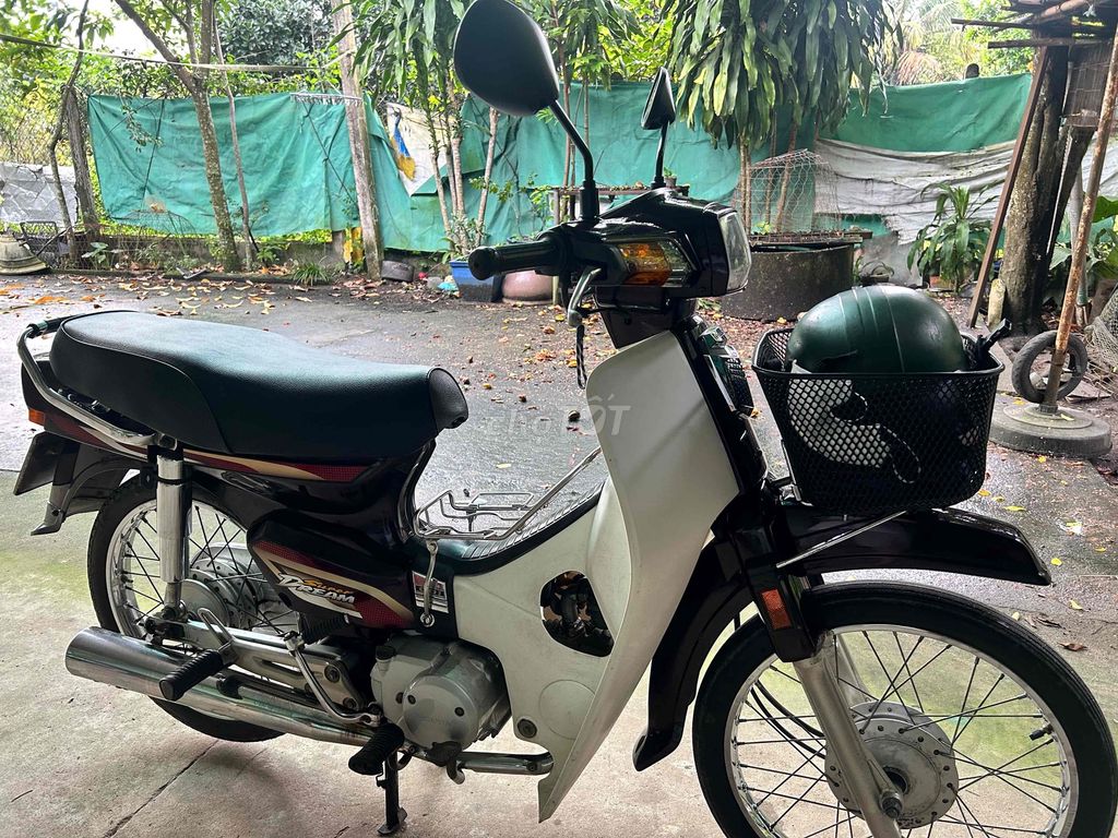 Honda Super Dream 2004 Trắng Đỏ đô. Mua bán Xe máy tại Huyện Dầu Tiếng Bình Dương được đăng bởi Nguyễn Tú hình 4