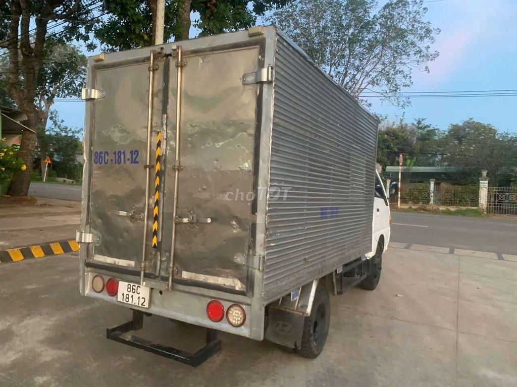 Hyundai 1T25 2009 Thùng Kín