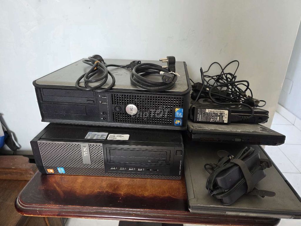 3 Laptop + 2CPU cũ. Mua bán Laptop tại Quận 3 Tp Hồ Chí Minh được đăng bởi Nguyen Hoang Duy hình 1