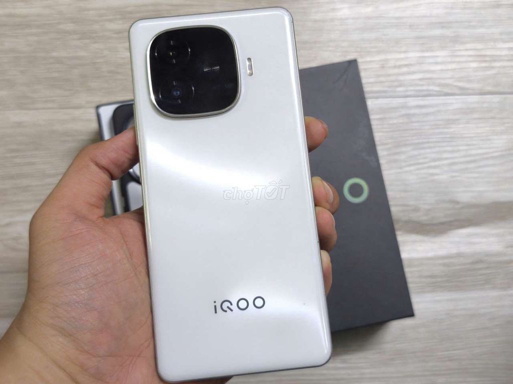 IQOO Z9 Turbo Plus 12/256 Fullbox 97% Zin. Mua bán Điện thoại tại Quận 6 Tp Hồ Chí Minh được đăng bởi Hồ Phi Protech hình 1
